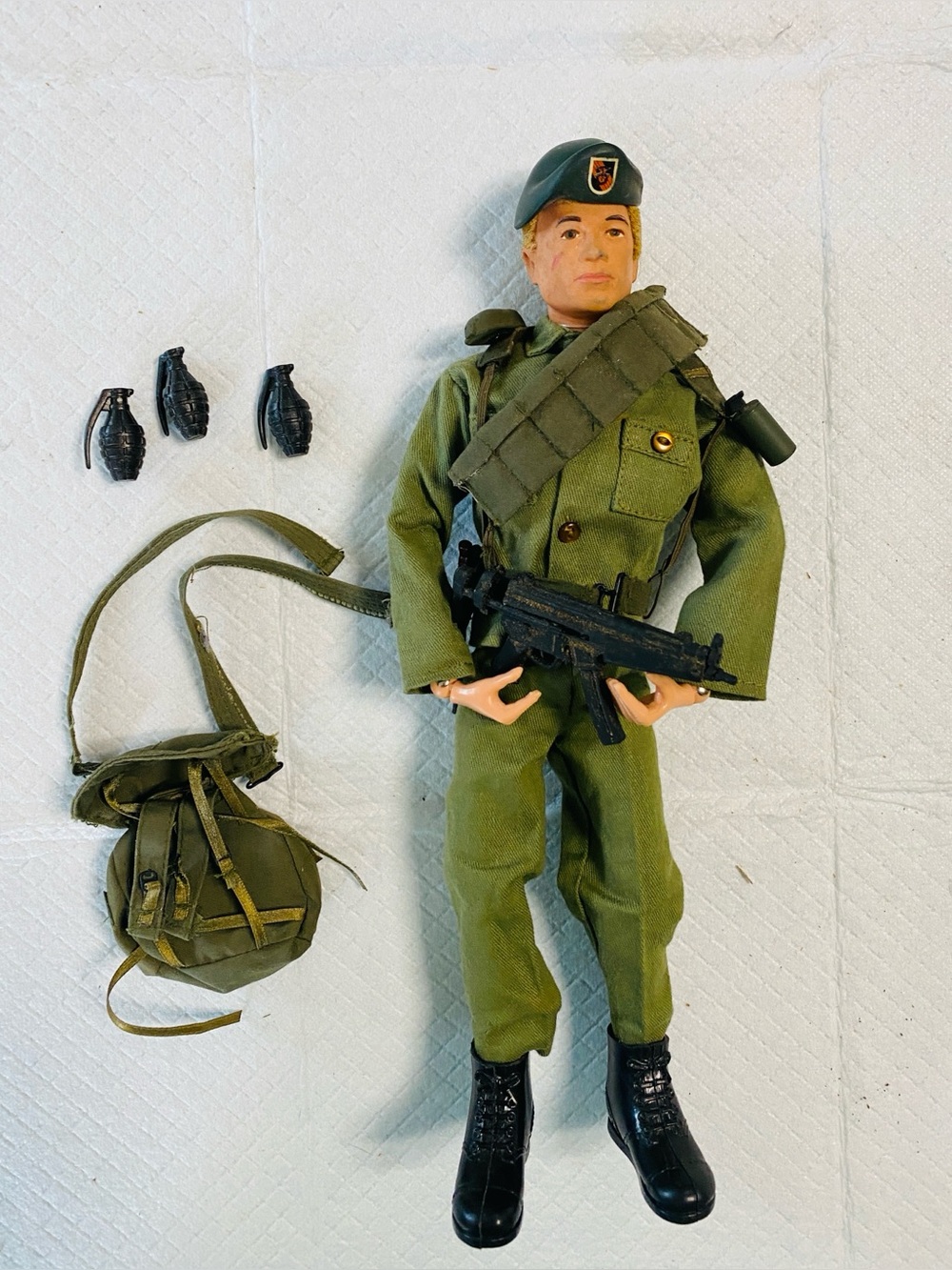 Vintage GI Joe Green Beret action figure